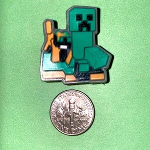 (10 for $15) The Creeper Minecraft Crocs Shoes Charms
